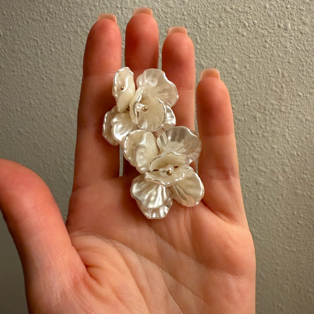 Mango White Floral Earrings